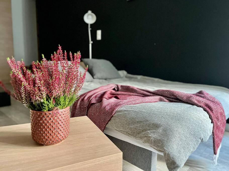 Smart Apartment Ogrodowa Varsó Kültér fotó